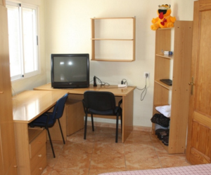 Residencia Miguel Hernández